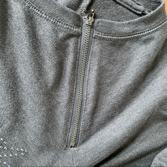 ROCK & REPUBLIC Grey Stud Skull Wings Sweatshirt L - Picture 7 of 7